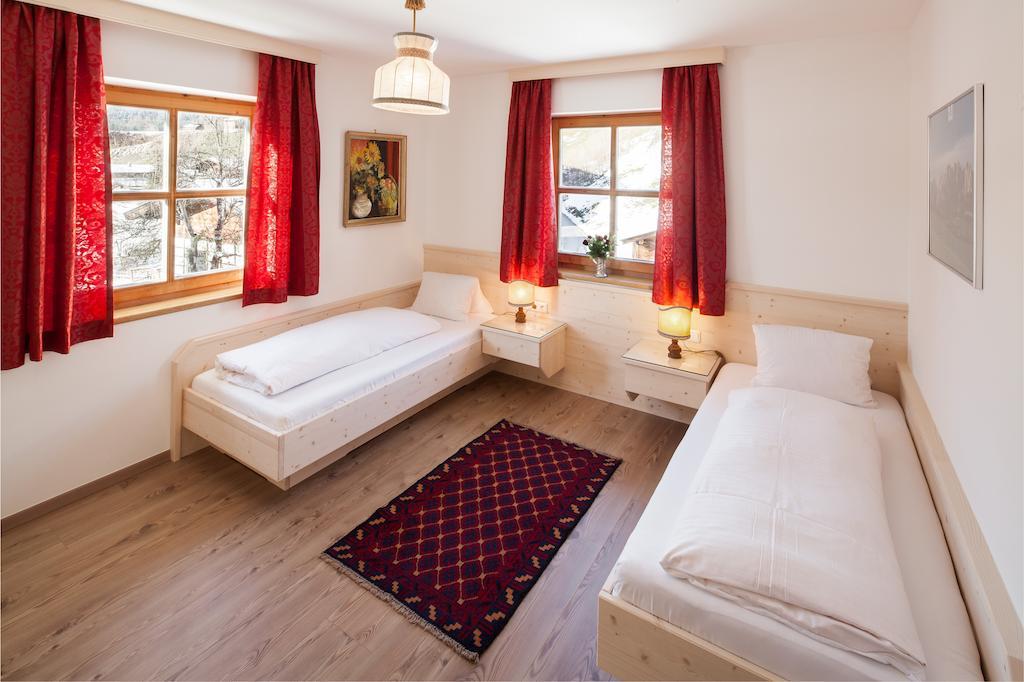 Appartementhaus Zum Schneider シェッファウ・アム・ヴィルデン・カイザー 部屋 写真